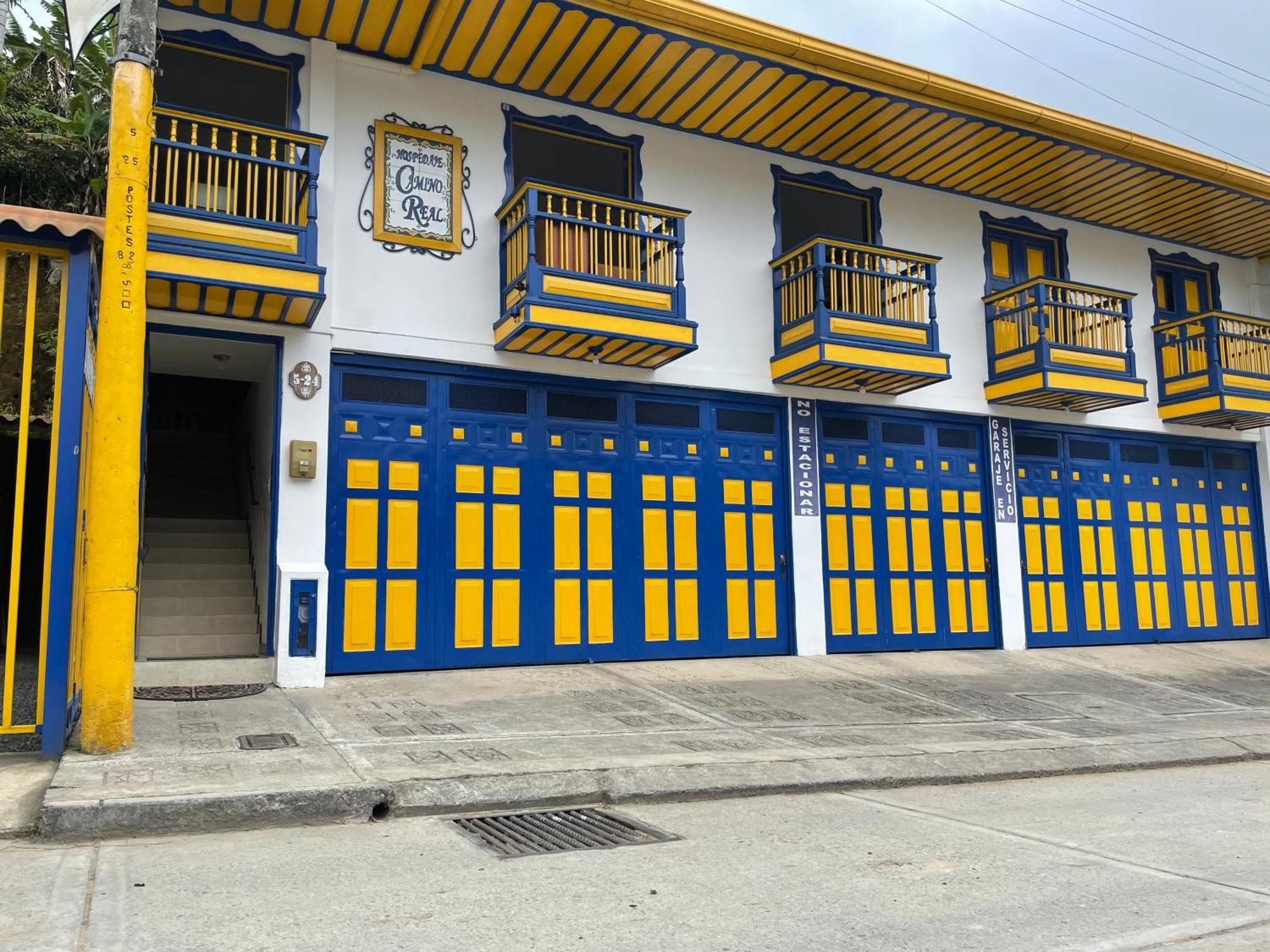Hospedaje Camino Real A 150 Mts Del Centro サレント エクステリア 写真