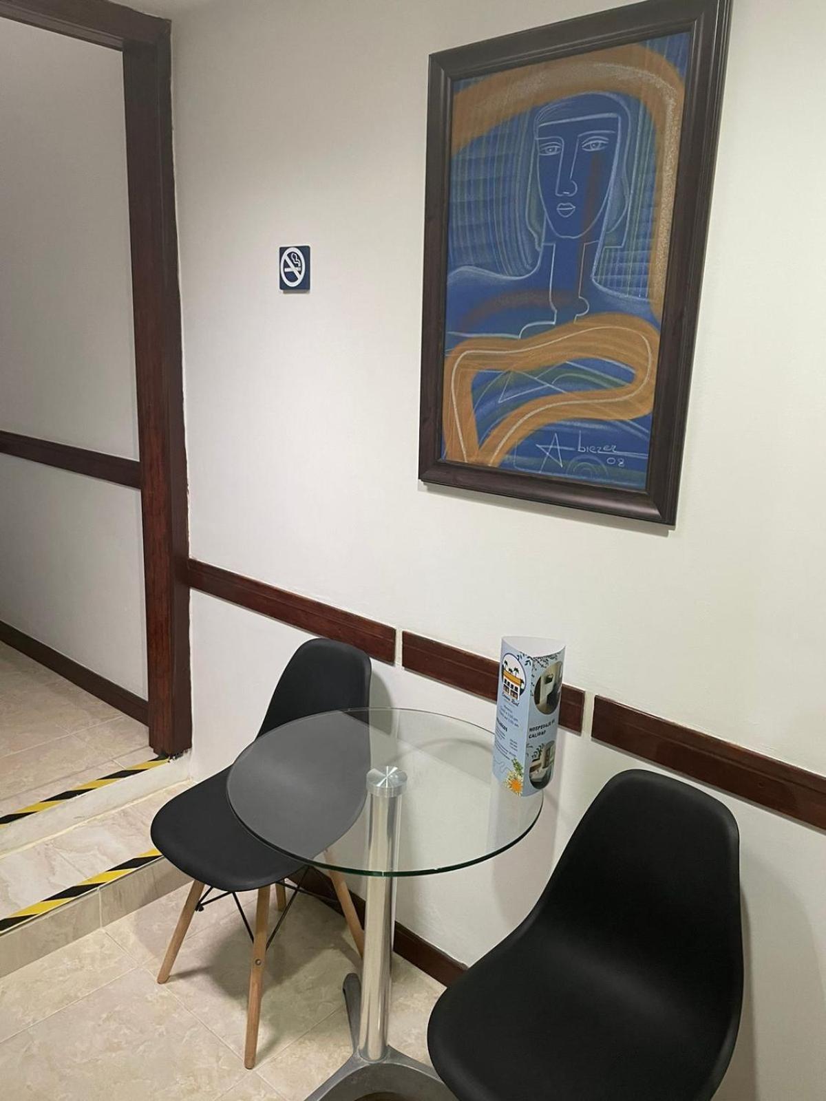 Hospedaje Camino Real A 150 Mts Del Centro サレント エクステリア 写真